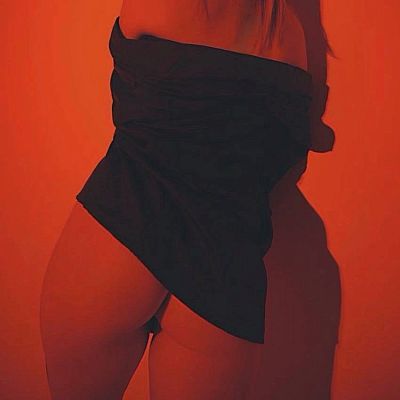 Khloya (@khloya-ms) – master erotic massage in Studio 83